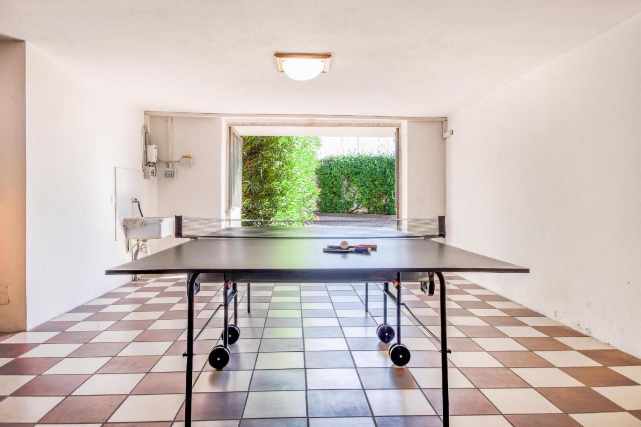 Villa Carini With 3000 Mq Garden & Heated Pool Castelnuovo del Garda Zewnętrze zdjęcie