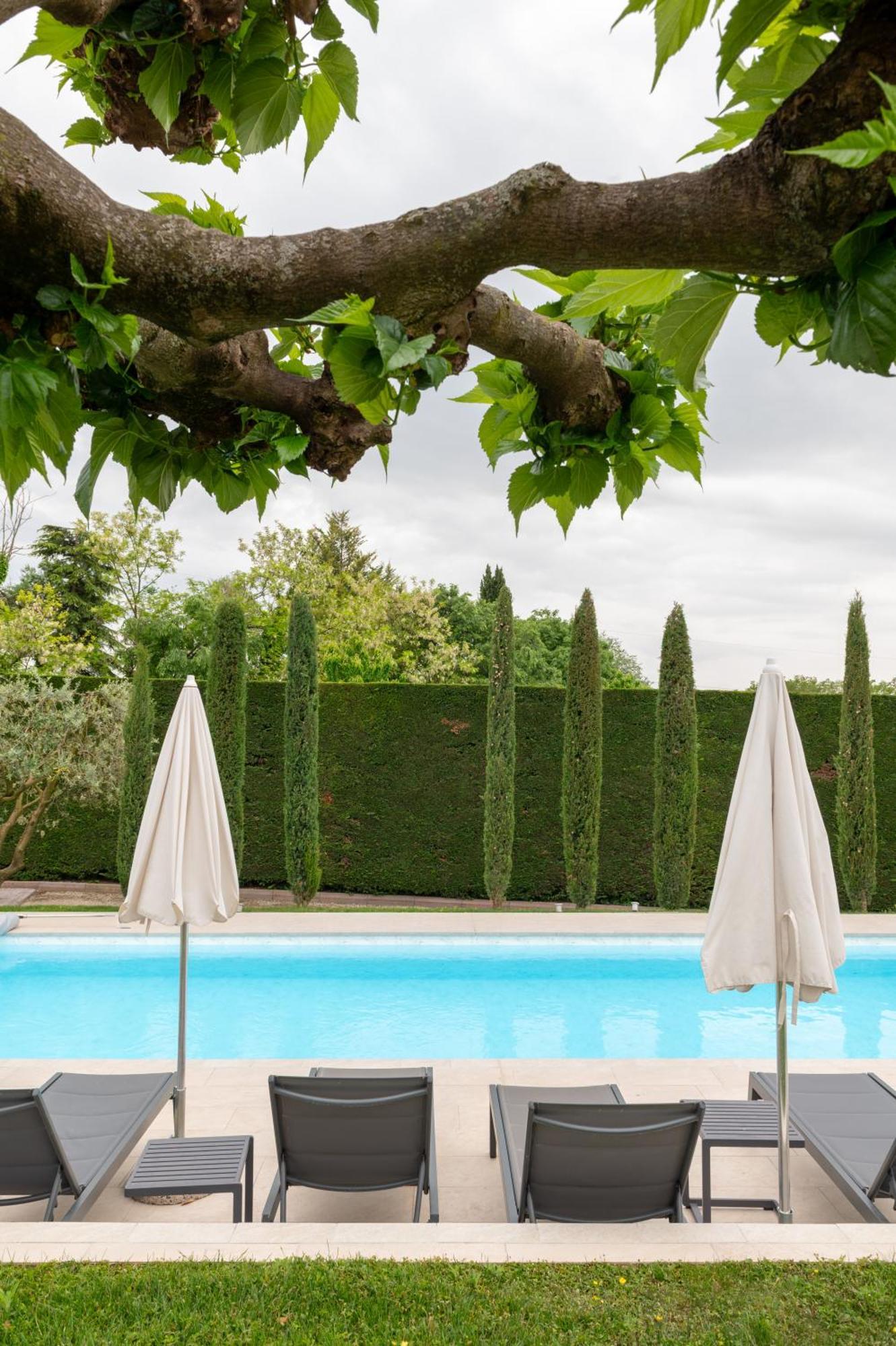 Villa Carini With 3000 Mq Garden & Heated Pool Castelnuovo del Garda Zewnętrze zdjęcie