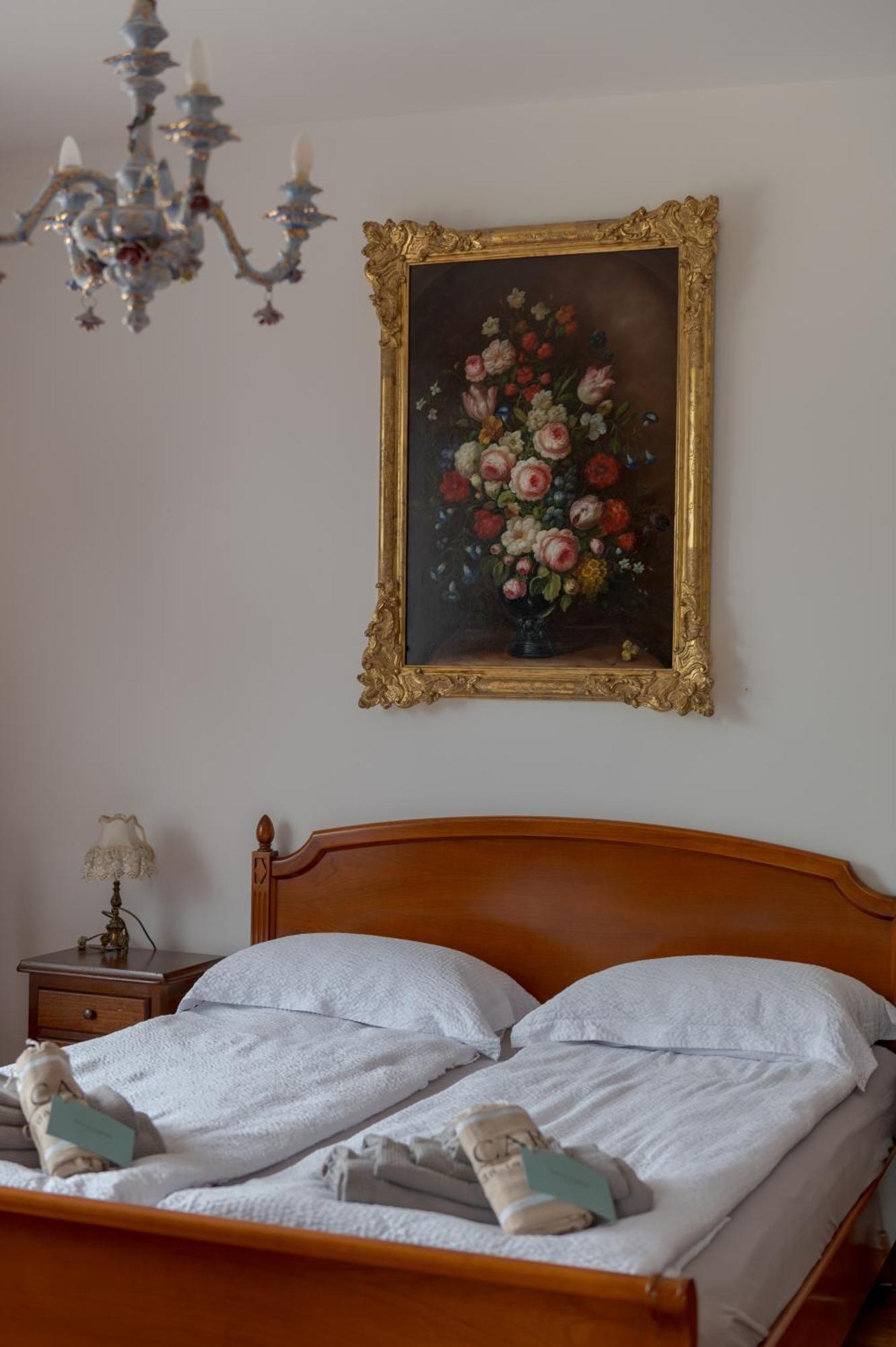 Villa Carini With 3000 Mq Garden & Heated Pool Castelnuovo del Garda Zewnętrze zdjęcie